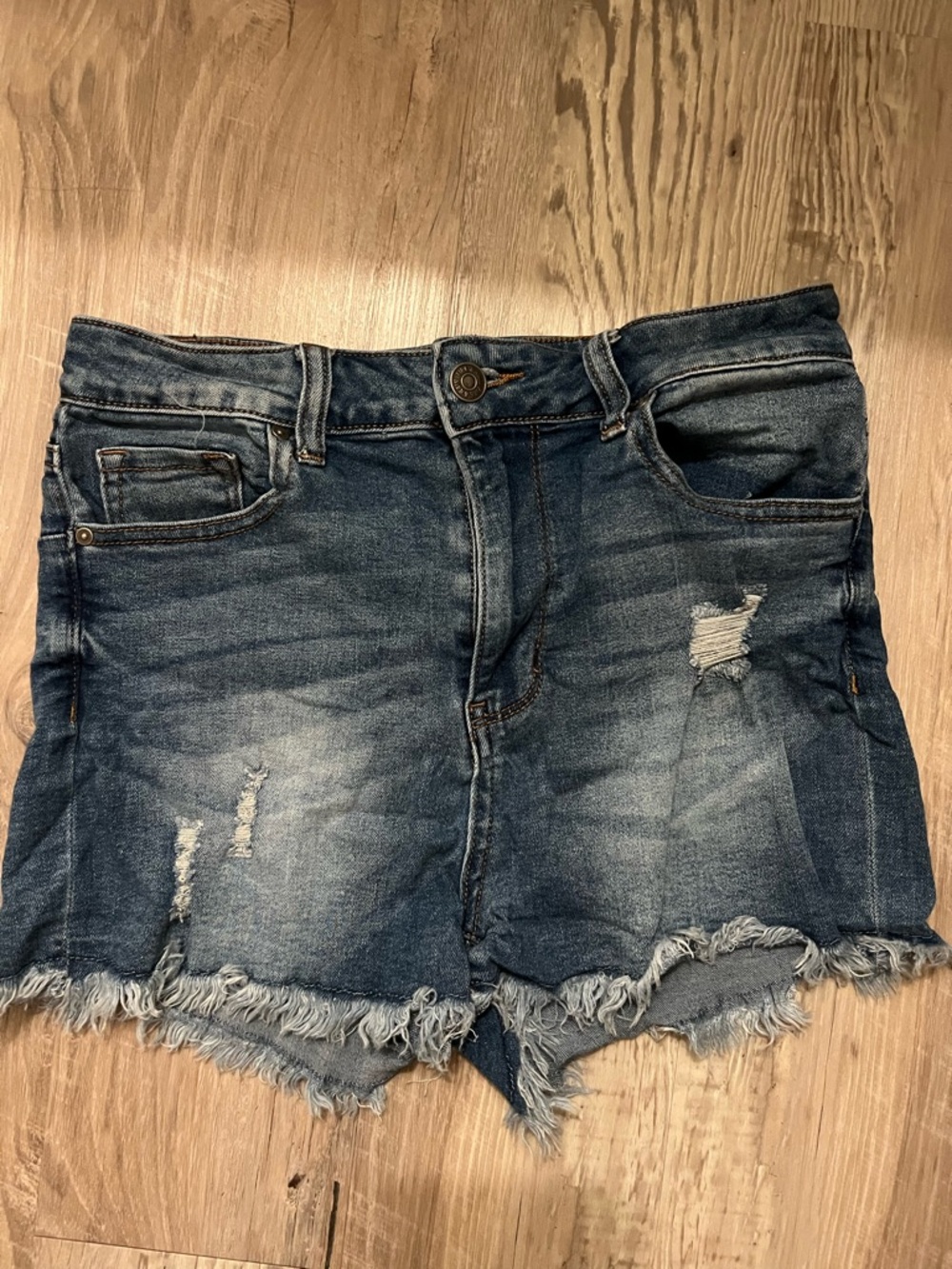 Fire & Rain Distressed Raw Hem Denim Jean Shorts Size 6